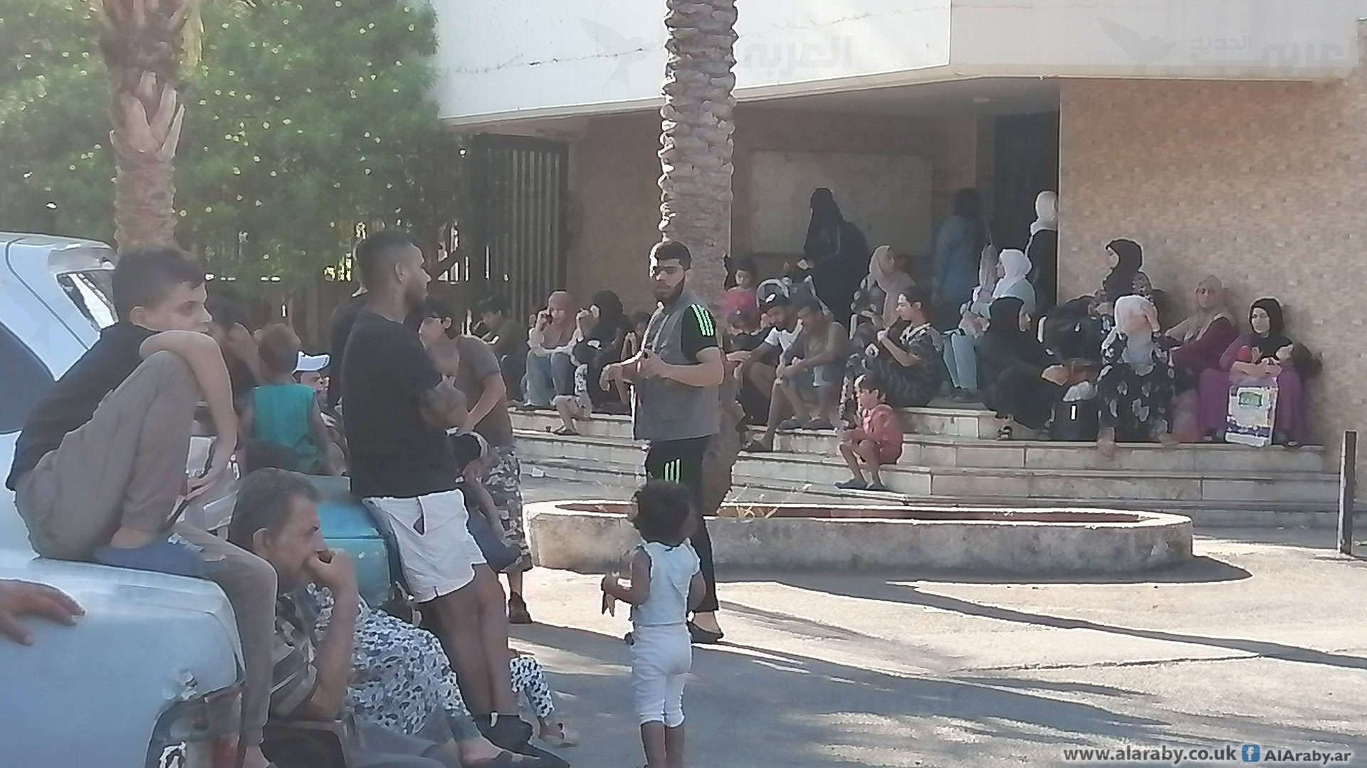 نزوح سكان مخيم عين الحلوة