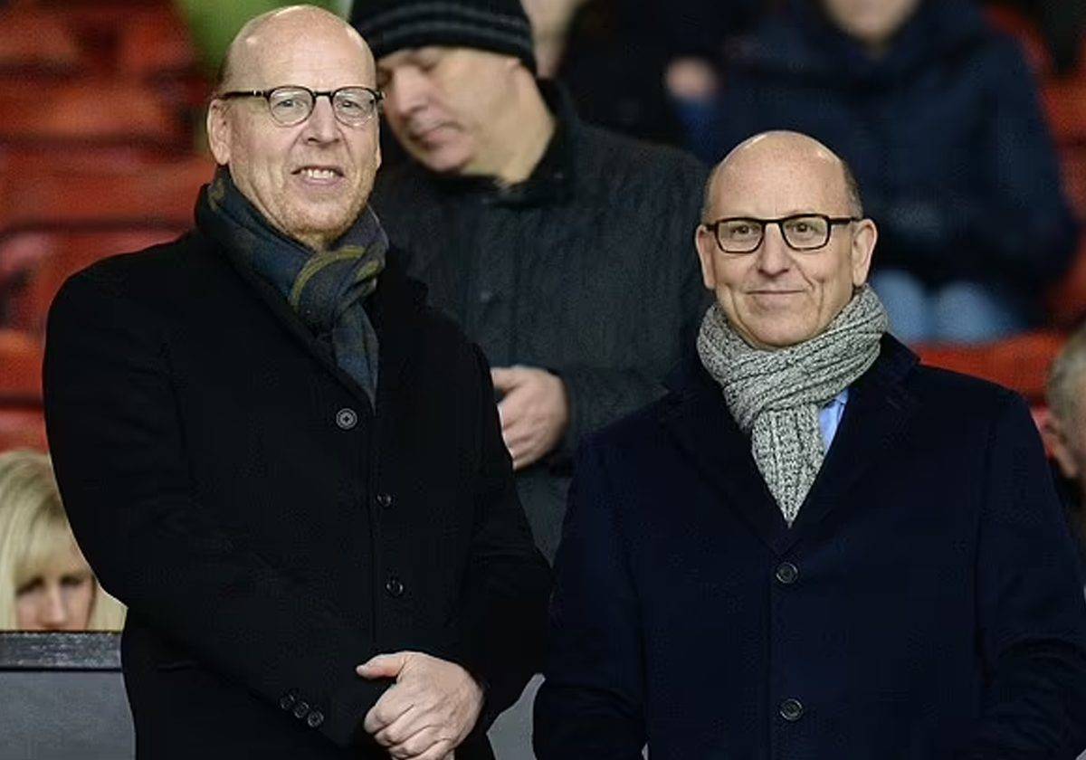 مالكو يونايتد يعرضوه للبيع مرة أخرى