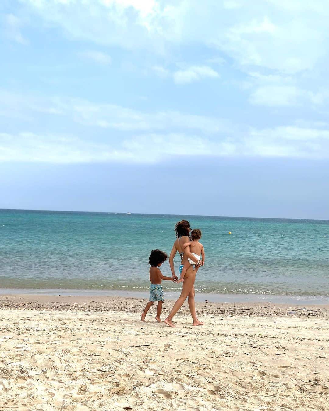 أطفال اشرف حكيمي