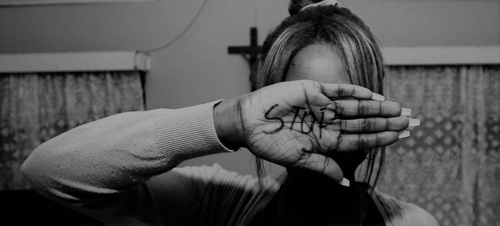 الاتجار بالبشر