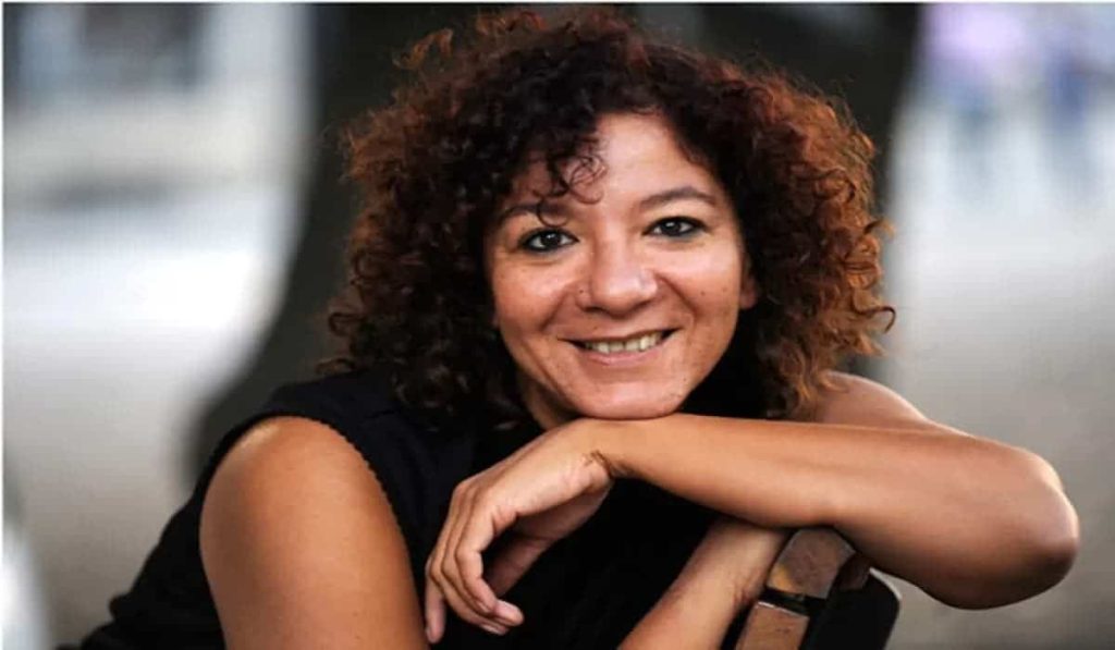 الدكتورة منى برنس