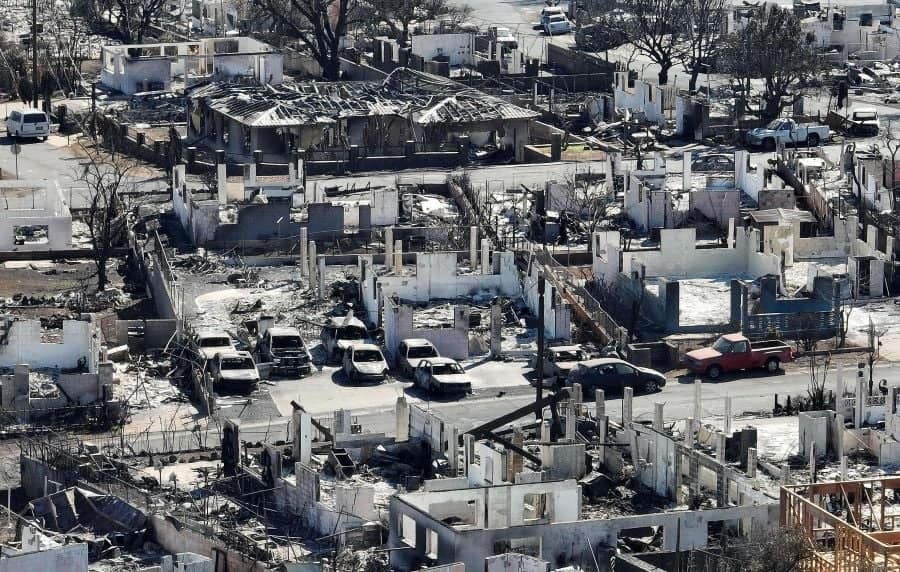 اثار مدمرة لحرائق هاواي