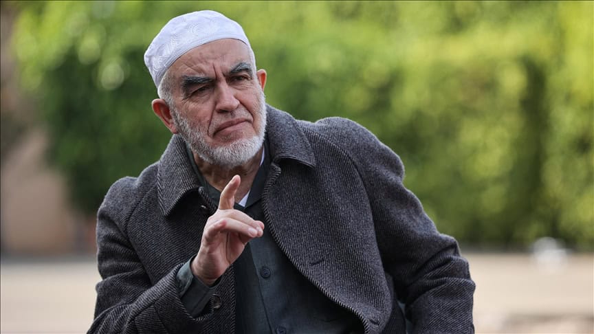 سلطات الاحتلال تمنع الشيخ رائد صلاح من السفر لمدة ستة أشهر بحجة الأسباب الأمنية رائد صلاح