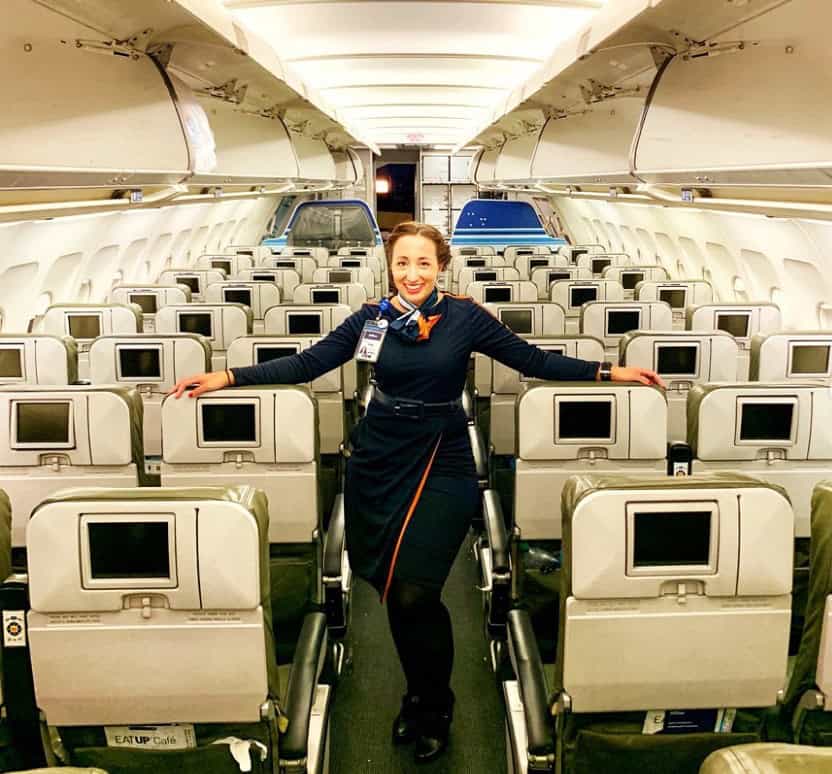 مضيفة طيران أمريكية