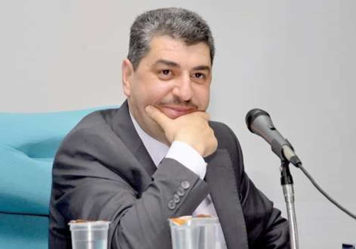 تضامن واسع مع الكاتب الأردني الساخر أحمد الزعبي بعد الحكم بسجنه سنة بسبب تغريدة تضامن واسع مع الكاتب الأردني الساخر أحمد الزعبي بعد الحكم بسجنه سنة بسبب تغريدة