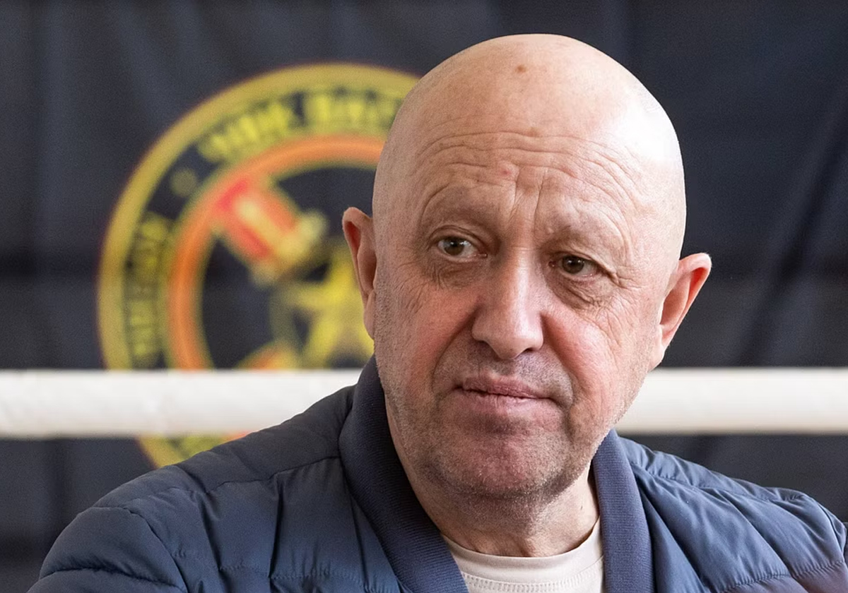 تفحّمت ومات ركّابها.. هل قُتل زعيم فاغنر على متن طائرة خاصة قصفها الجيش الروسي؟ تفحّمت ومات ركّابها.. هل قُتل زعيم فاغنر على متن طائرة خاصة قصفها الجيش الروسي؟