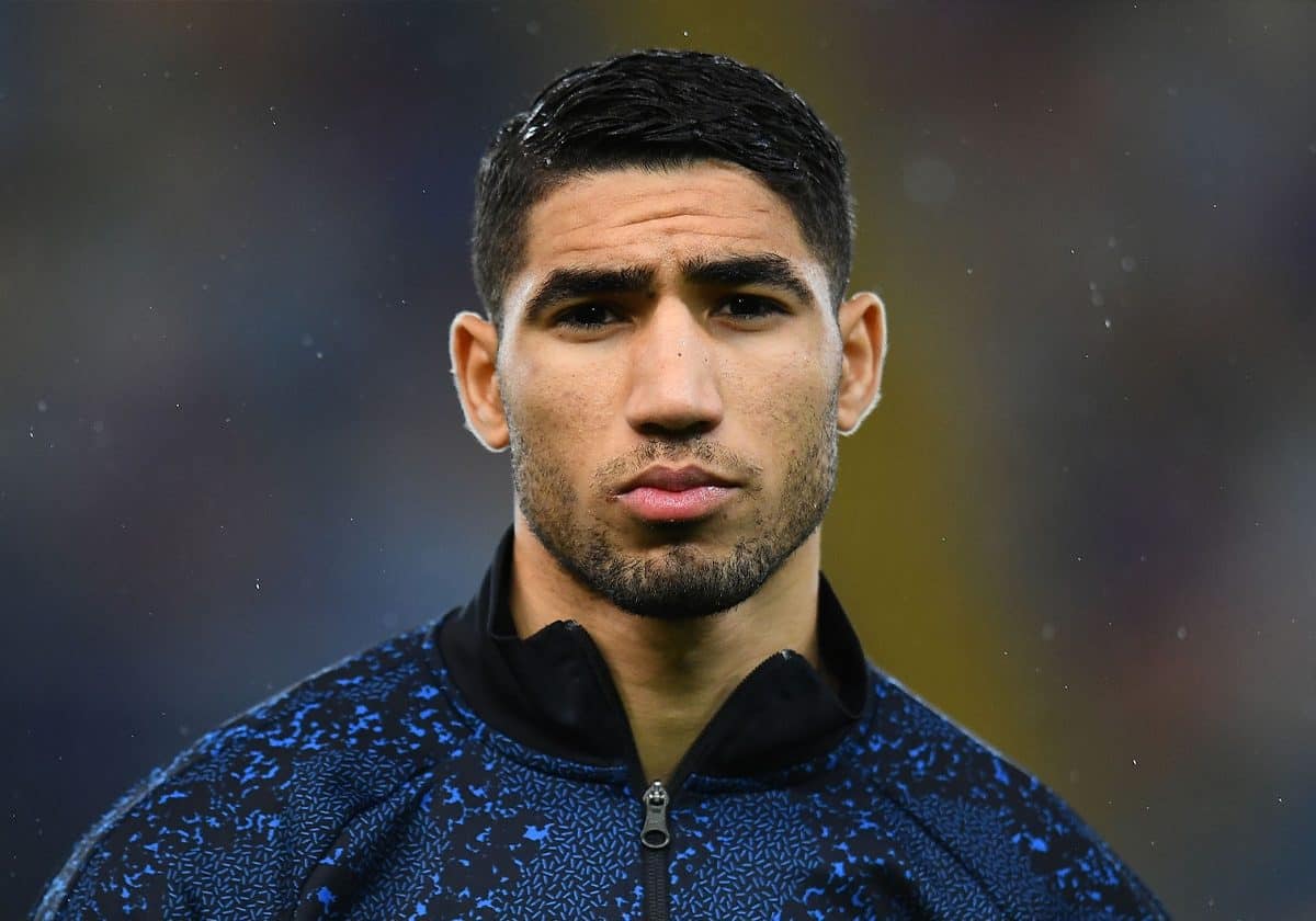 شاهد ما فعله أشرف حكيمي تضامنا مع ضحايا الزلزال عقب تأجيل مباراة المغرب وليبيريا شاهد ما فعله حكيمي تضامنا مع ضحايا الزلزال عقب تأجيل مباراة المغرب وليبيريا