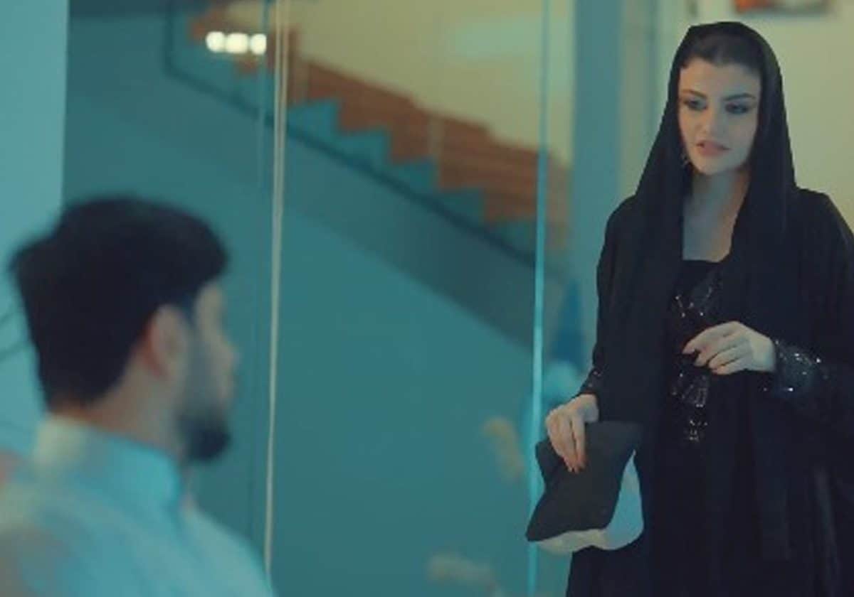 إعلان يروج للدياثة يثير غضب السعوديين! (فيديو) المركز الوطني للأرصاد السعودية ينشر إعلاناً يروج للدياثة ويثير غضب السعوديين