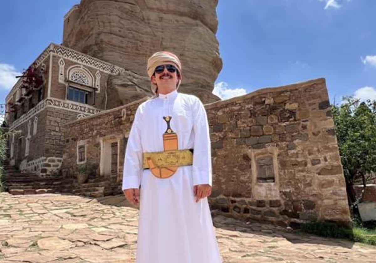 “السر الغامض”.. حارث الشريقي يفجر مفاجأة عن سبب توقيفه في اليمن (فيديو) "السر الغامض".. حارث الشريقي يفجر مفاجأة عن سبب توقيفه في اليمن (فيديو)