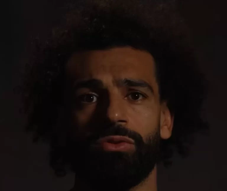 “كأنه إنسان آلي” .. كلمة محمد صلاح لدعم غزة تثير الجدل (فيديو) محمد صلاح يخرج عن صمته ويتحدث عن غزة