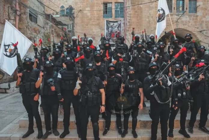 "عرين الأسود" تُشعل الضفة بعمليات مسلحة ضد الاحتلال دعما لطوفان الأقصى