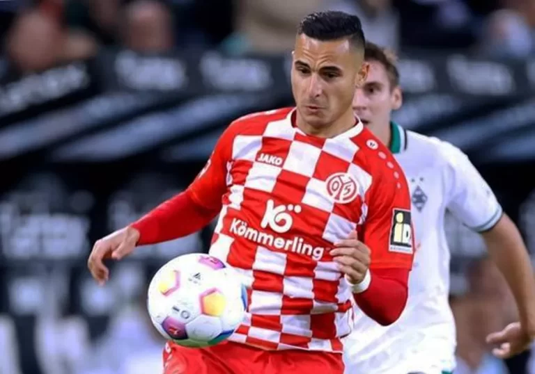 بعد توقيفه لدعم فلسطين.. اللاعب أنور الغازي يخرج عن صمته بهذا التصريح! اللاعب أنور الغازي