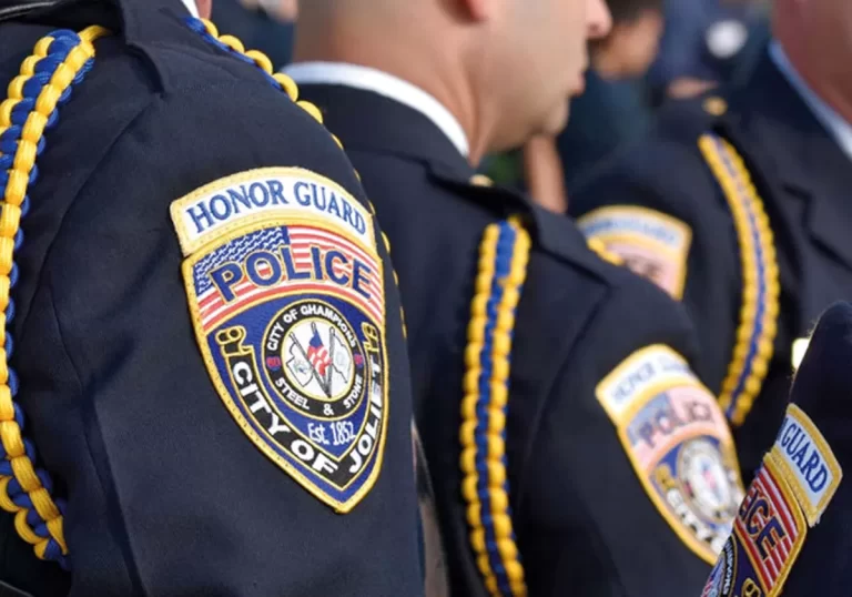 تسوية دولارية كبيرة لضابط أمريكي