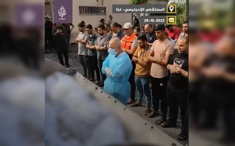 غزة.. تشييع جثامين شهداء في جرافة والوضع الإنساني كارثي تشييع الشهداء في جرافة في غزة