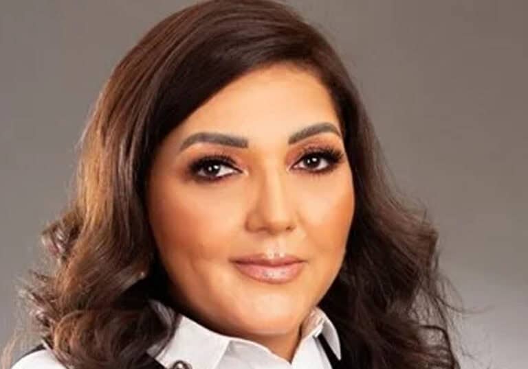 جولة جميلة إسماعيل لمتابعة تحرير التوكيلات الرئاسية تجعل نهال عنبر تريند مصر.. ما القصة؟ جولة جميلة إسماعيل لمتابعة تحرير التوكيلات الرئاسية تجعل نهال عنبر تريند مصر.. ما القصة؟