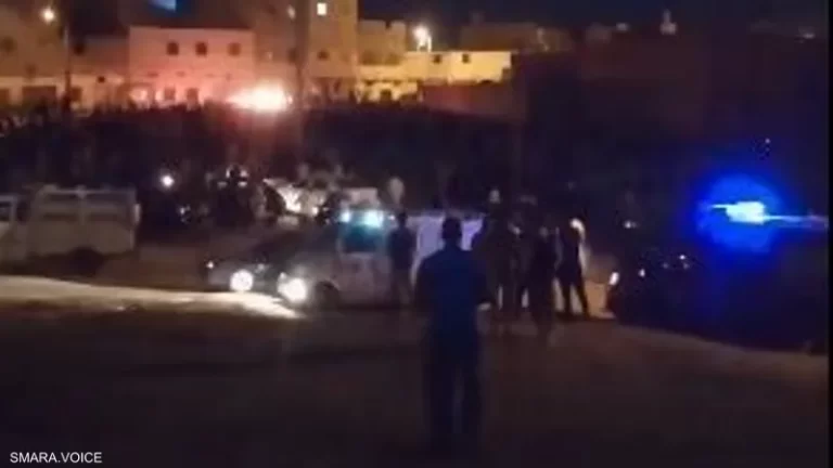 صورة متداولة لانتشار فرق الأمن والإنقاذ في السمارة بعد الانفجارات