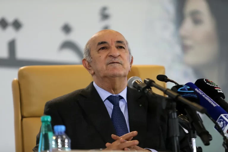 كشف مصدر موثوق بأن الرئيس الجزائري عبد المجيد تبون، رفض حضور قمة القاهرة للسلام المقرر عقدها غدا السبت لبحث تطورات الأحداث ومستقبل القضية الفلسطينية