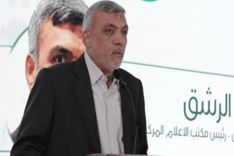 في رده على تهديدات الاحتلال الأخيرة للمدنيين في غزة، أكد عزت الرشق عضو المكتب السياسي لحركة حماس، أن الشعب الفلسطيني يرفض تهديد قادة الاحتلال ودعوتهم لأهل غزة إلى ترك منازلهم والرحيل عنها إلى الجنوب أو إلى مصر.