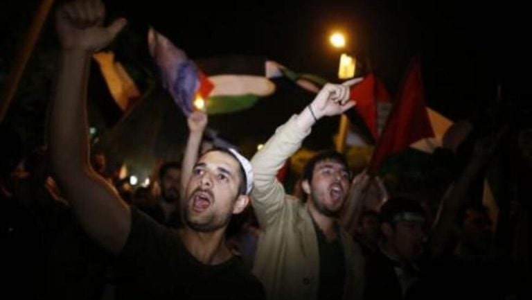 محاصرة سفارة إسرائيل في أنقرة