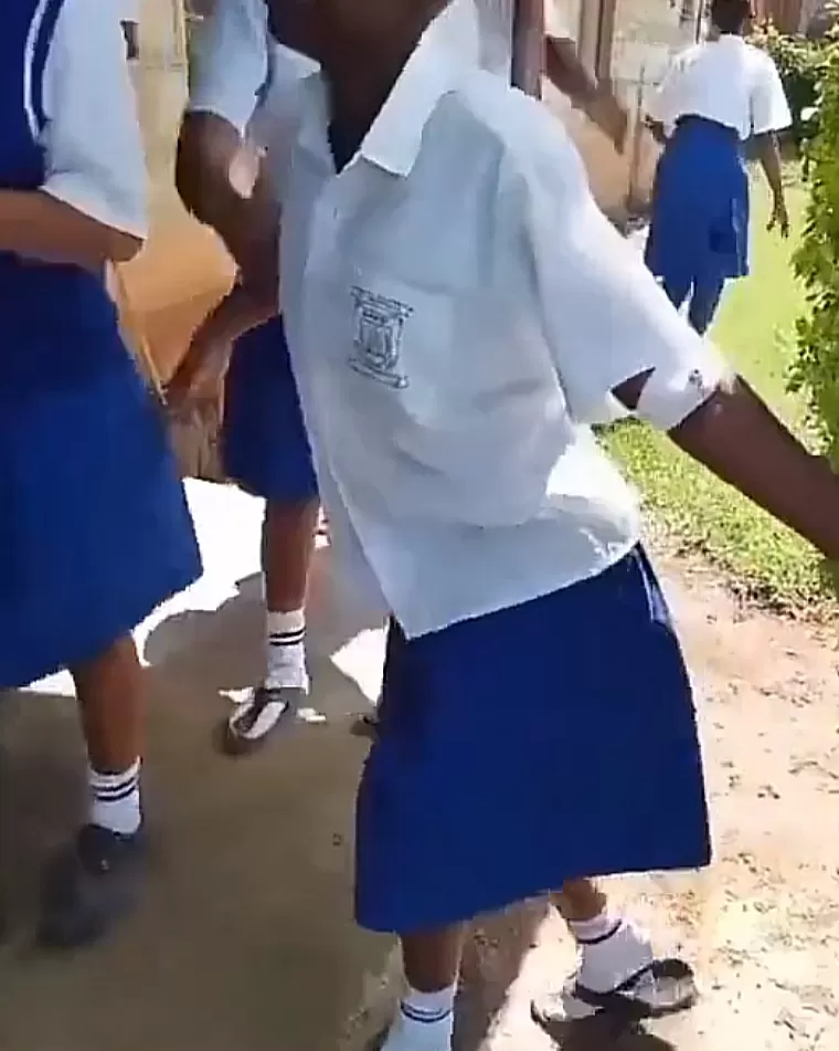 مرض غامض ينتشر بين الطالبات في كينيا