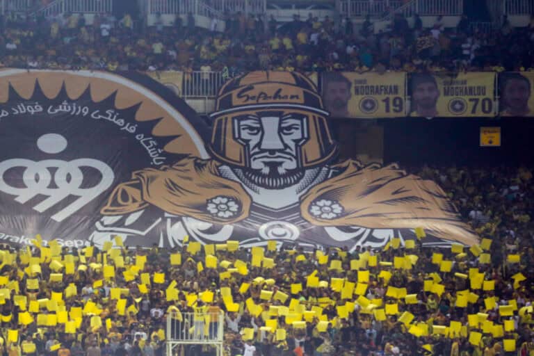 اتحاد جدة السعودي يضع النظام الإيراني في ورطة محرجة في مباراة سباهان