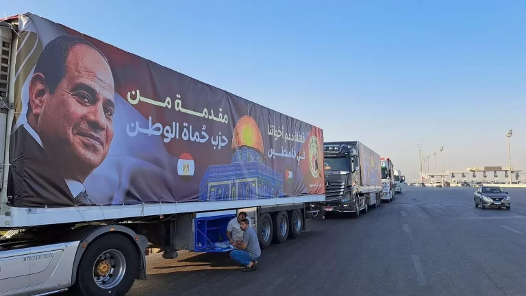 السيسي يغلق معبر فح