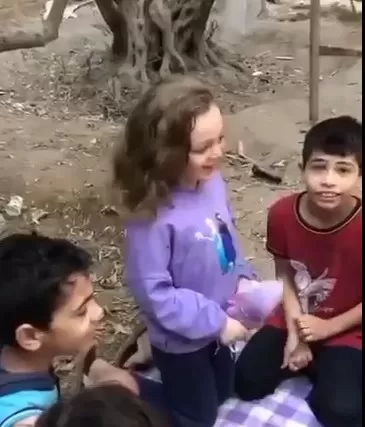 طفلة فلسطينية 