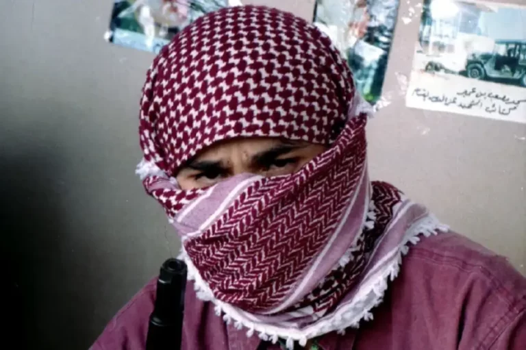 عماد حسن عقل.. تعرف على “الأسطورة القسامية” وسيد الاشتباك من المسافة صفر (فيديو) عماد حسن عقل