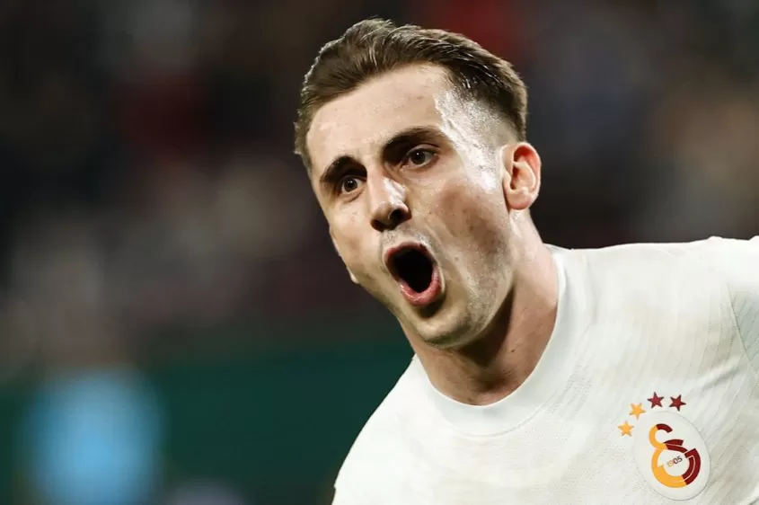 اللاعب كريم أكتوركوغلو  