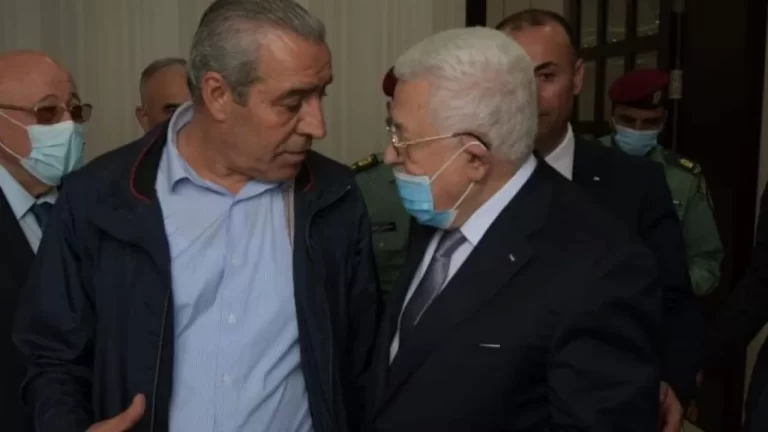 نيويورك تايمز: السلطة الفلسطينية أبلغت بايدن انفتاحها على حكم غزة بعد الحرب السلطة الفلسطينية وحكم غزة بعد الحرب