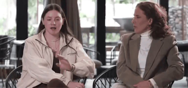 المرأة مقدسة عندهم.. أسيرتان إسرائيليتان ترويان كواليس احتجازهما في غزة أسيرتان إسرائيليتان