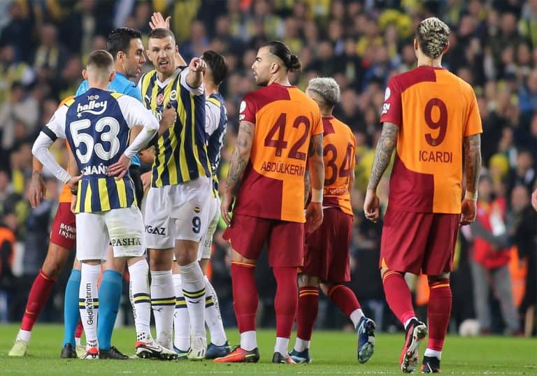 السعودية تُعلق على أزمة إلغاء مباراة السوبر التركي في الرياض (صور) إلغاء مباراة غلطة سراي وفنربخشة