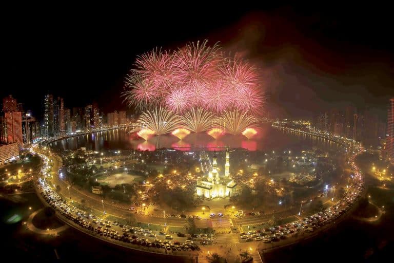 الشارقة تلغي احتفالات رأس السنة الجديدة تضامنا مع غزة