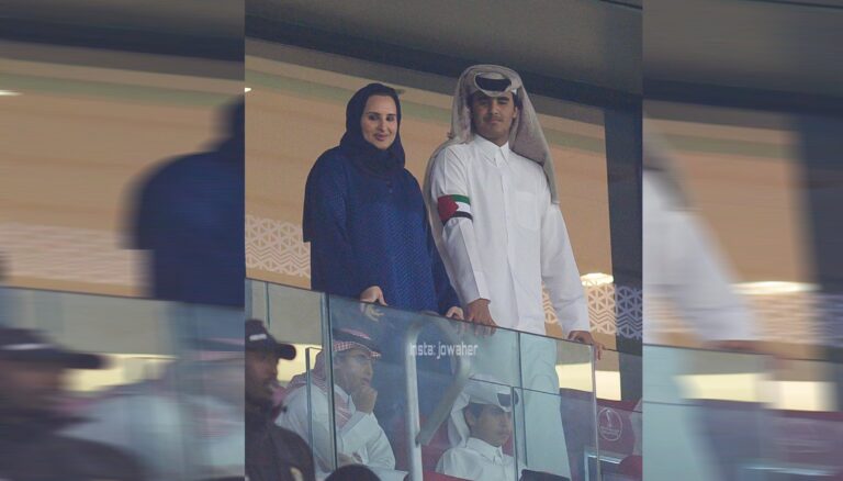 الشيخة جواهر بن حمد ونجلها