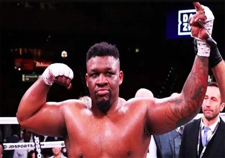 إشهار إسلام الملاكم الأمريكي ميلر