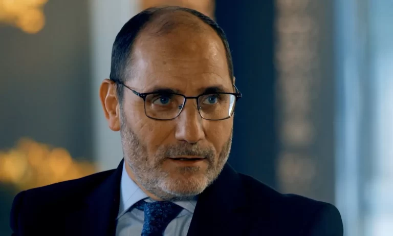 عبد الرزاق مقري يكتب مقالا عن موقف الجزائر من فلسطين