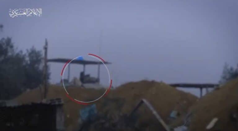 لحظة قنص ضابط إسرائيلي