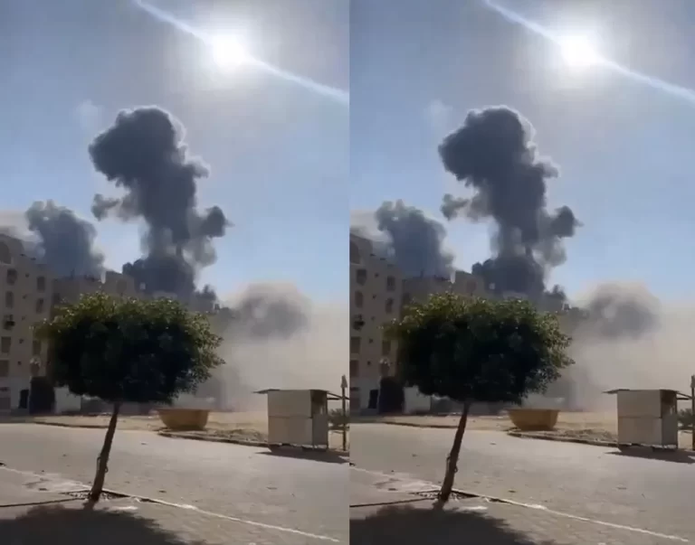 100 شهيد في مجزرة إسرائيلية جديدة.. غارة فتاكة استهدفت منزلا يأوي عائلات ونازحين في جباليا تصاعد أعمدة الدخان من منزل يؤوي عائلات نازحة في مخيم جباليا بعد استهدافه بقصف إسرائيلي