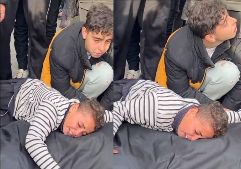 “أمانة يابا توقف شوية”.. فيديو مُؤلم من وداع طفل فلسطيني لوالده الشهيد بالدموع في غزة (فيديو) وداع طفل فلسطيني والده الشهيد في غزة