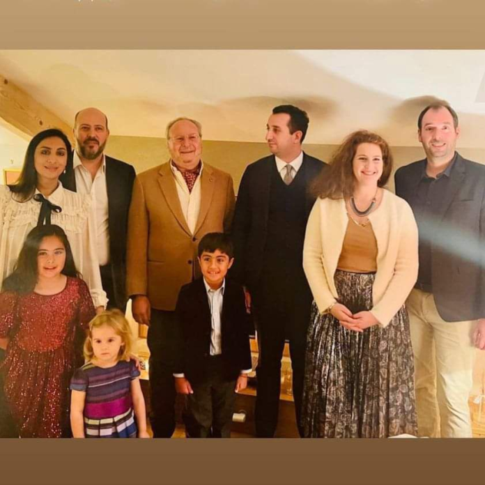 الملك أحمد فؤاد الثاني وعائلته