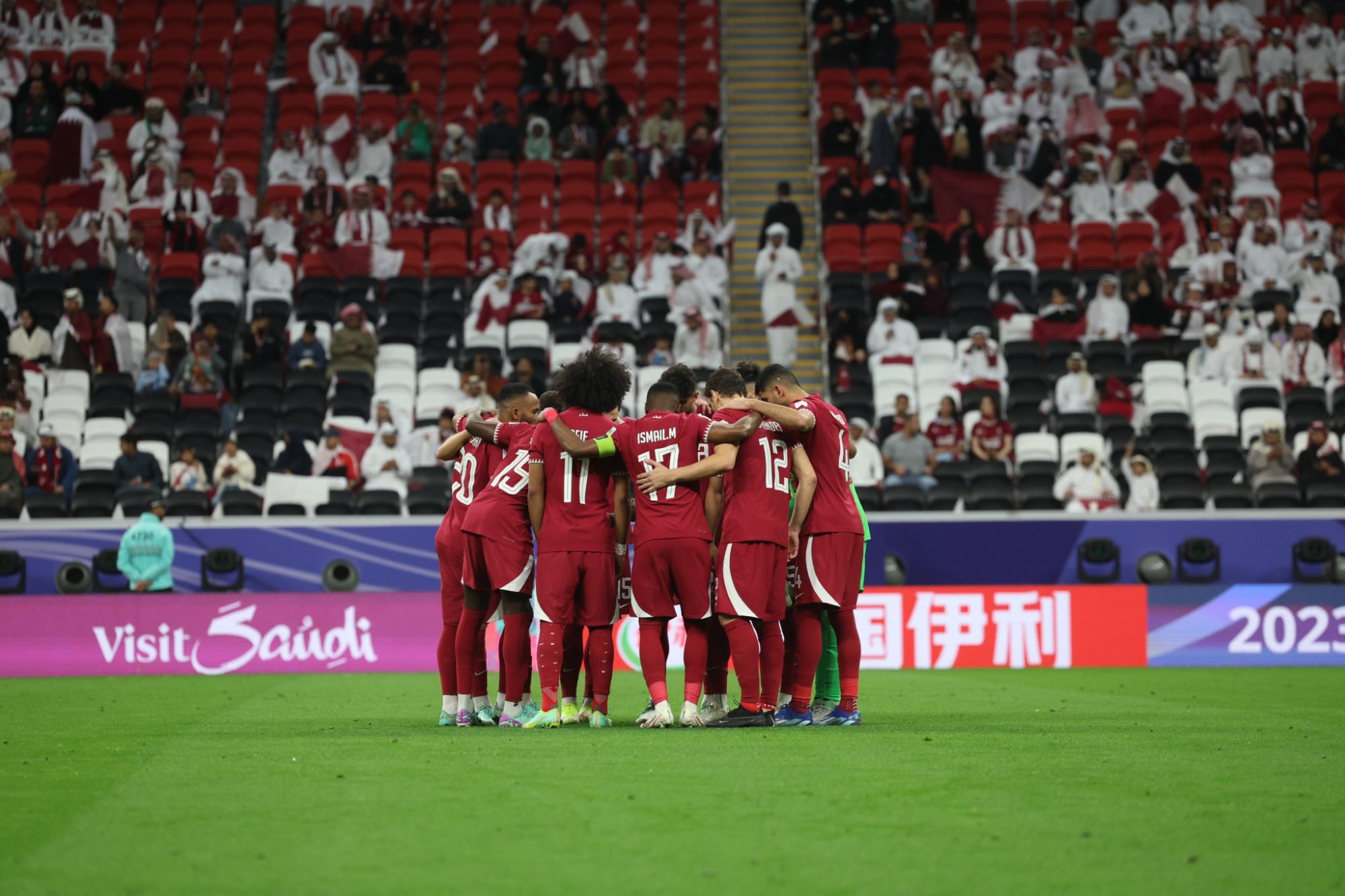 لاعبو المنتخب القطري