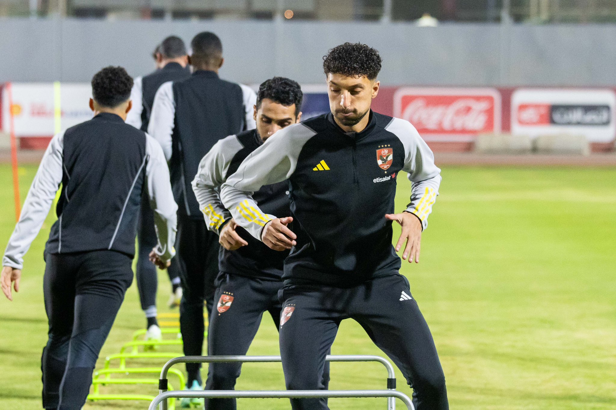 اللاعب وسام أبو علي