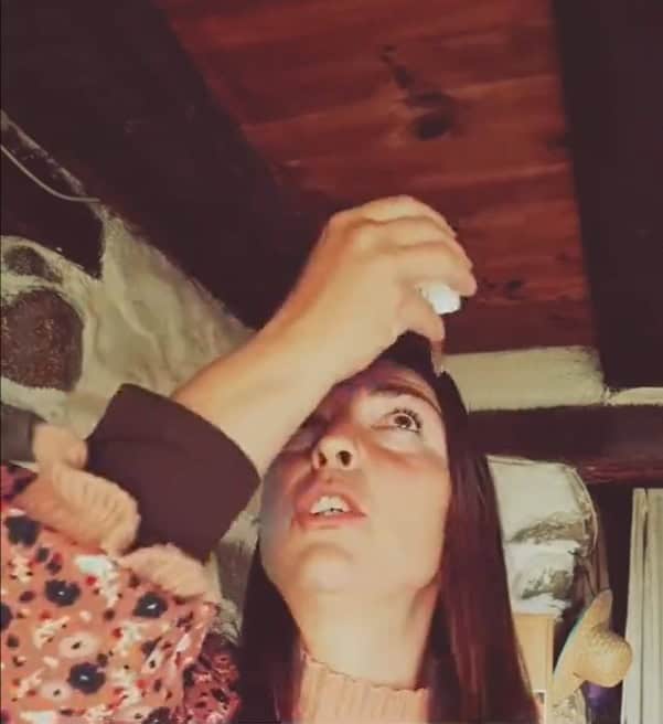 "قطرات البول للعين أدت إلى شفاء قصر النظر وضعف البصر"