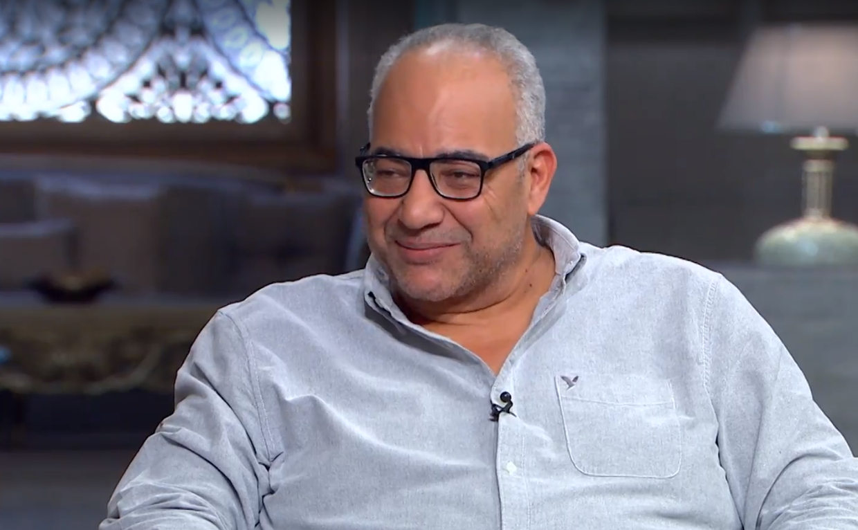 أعجزه عن الوقوف.. تفاصيل مرض خطير أصاب بيومي فؤاد في الإمارات (فيديو) أعجزه عن الوقوف.. تفاصيل مرض خطير أصاب بيومي فؤاد في الإمارات