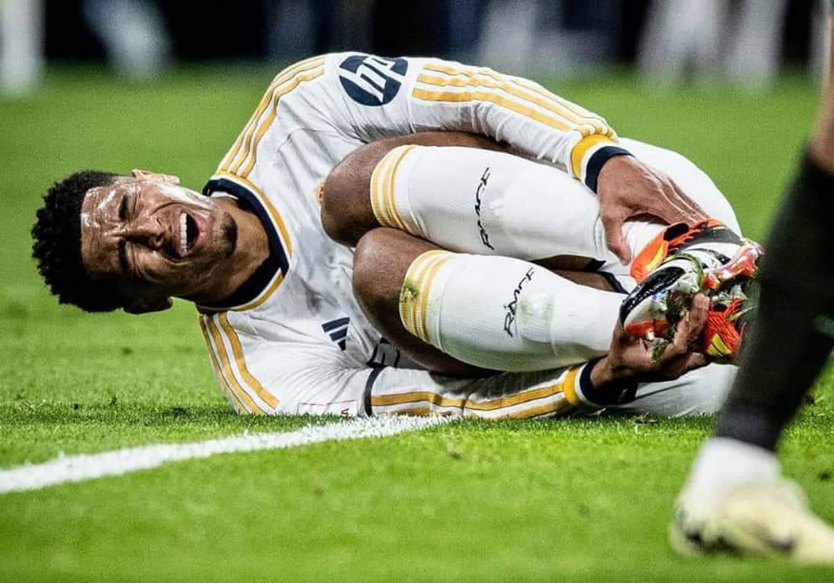 ريال مدريد يكشف طبيعة إصابة جود بيلينغهام ومدة غيابه عن الملاعب (فيديو) جود بيلينغهام