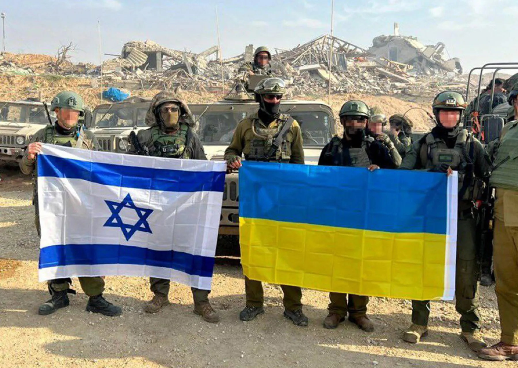 تحليل يكشف عن مجموعات مرتزقة أجانب يشاركون في الحرب على غزة بينهم أمريكيون وأوكرانيون مرتزقة أوكران يقاتلون في غزة