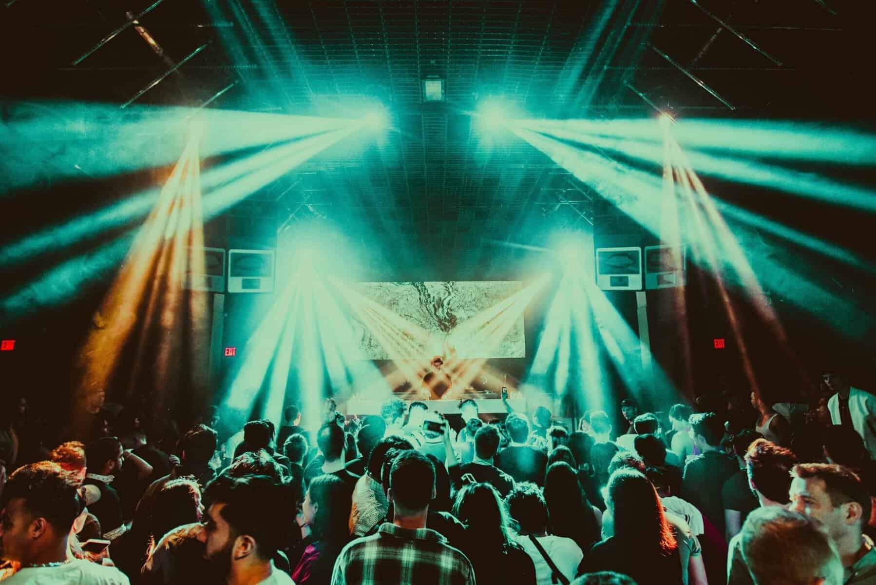 كل شيء مباح في “Beast House”.. افتتاح أول ملهى ليلي في السعودية (فيديو وصور) أول ملهى ليلي في السعودية