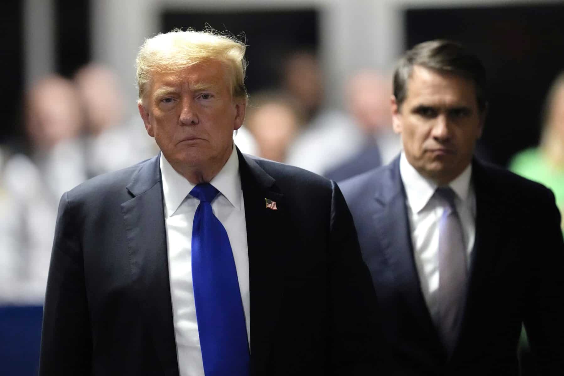 أول تعليق من بايدن وترامب على إدانة الأخير في قضية الممثلة الإباحية.. ومدة السجن المحتملة دونالد ترامب