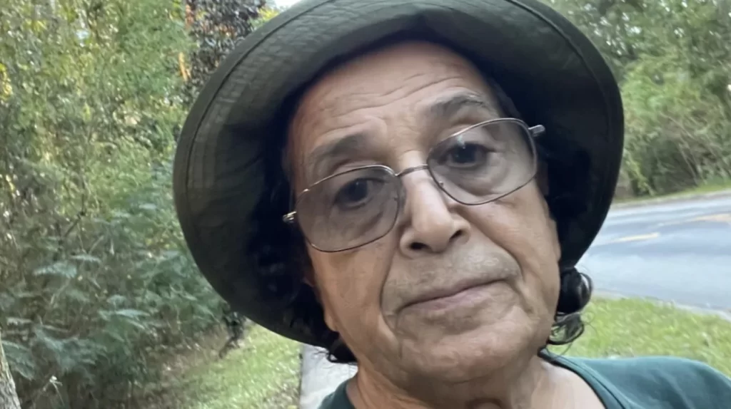 السعودية تفرض قيودًا على مغادرة سعد إبراهيم الماضي إلا بالتخلي عن جنسيته الأمريكية سعد إبراهيم الماضي مطلوب منه التخلي عن جنسيته الأمريكية