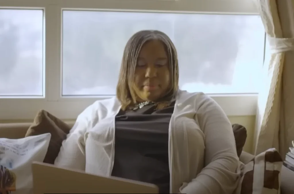 تجربة المغتربة الأمريكية في سلطنة عمان